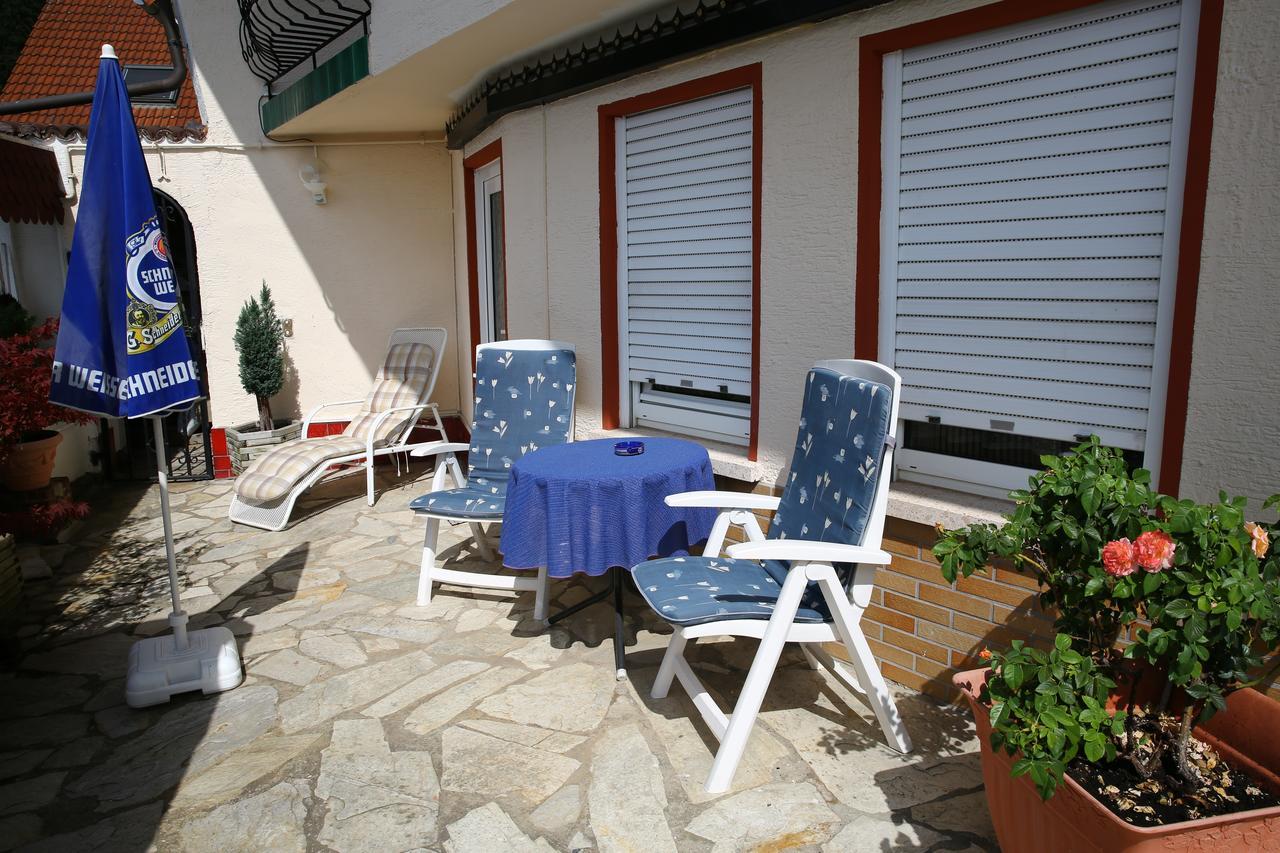 Gleisweiler Pension Weinberg Mit Landhaus Nizza מראה חיצוני תמונה