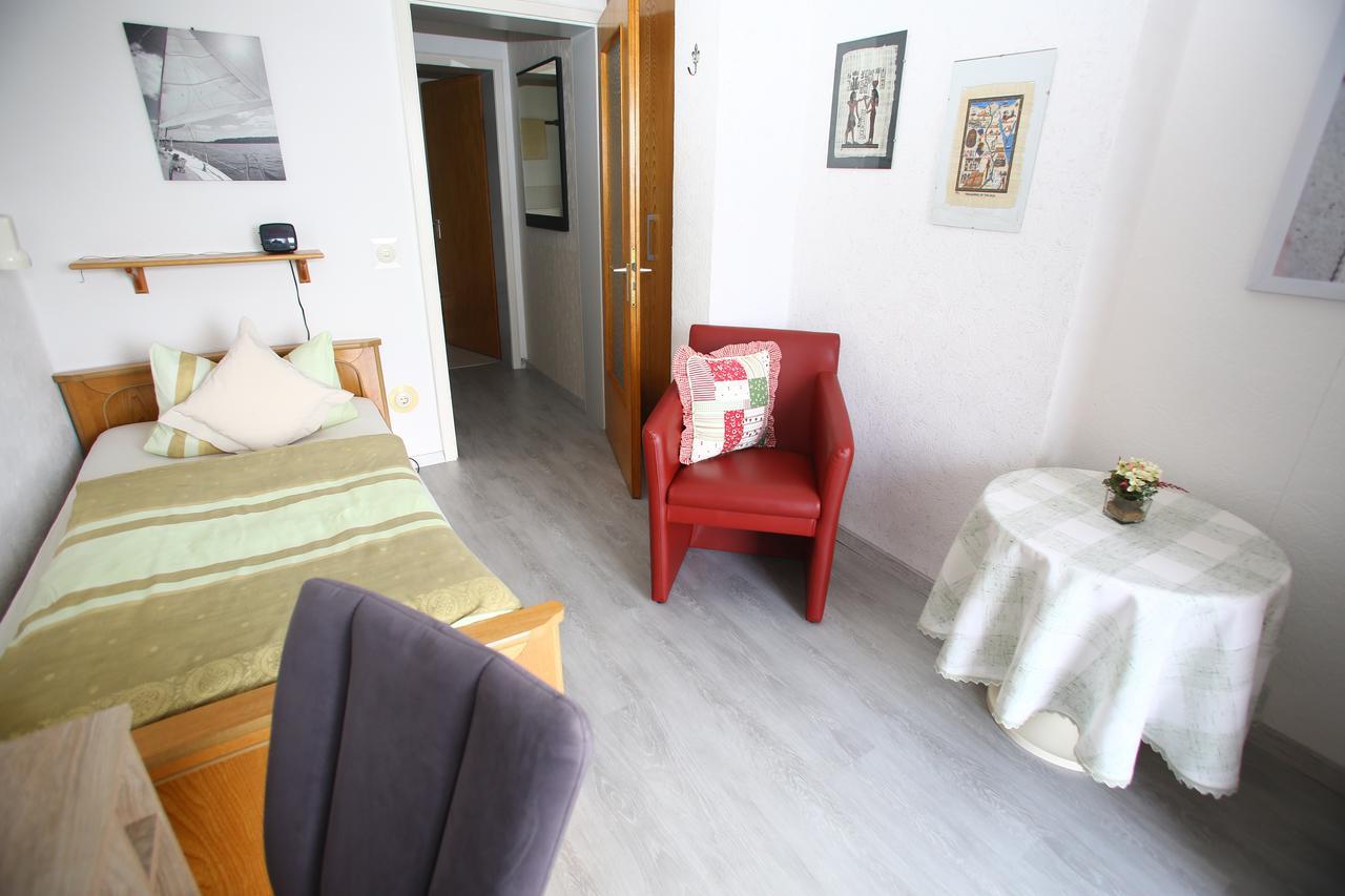 Gleisweiler Pension Weinberg Mit Landhaus Nizza מראה חיצוני תמונה