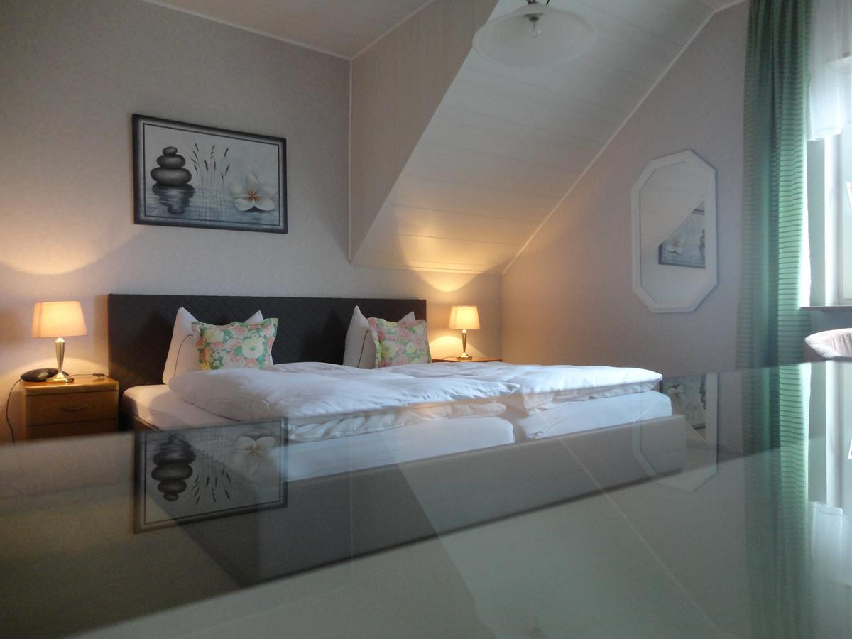 Gleisweiler Pension Weinberg Mit Landhaus Nizza מראה חיצוני תמונה